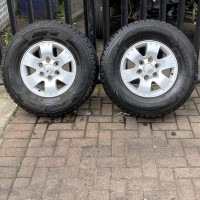 ALLOY WHEELS AND TYRES X2