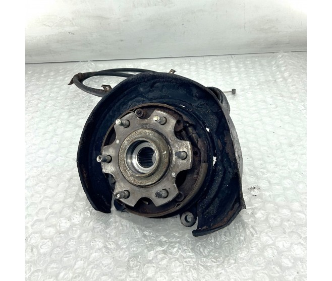 HUB WITH KNUCKLE AND ABS SENSOR REAR LEFT FOR A MITSUBISHI V60# - HUB WITH KNUCKLE AND ABS SENSOR REAR LEFT