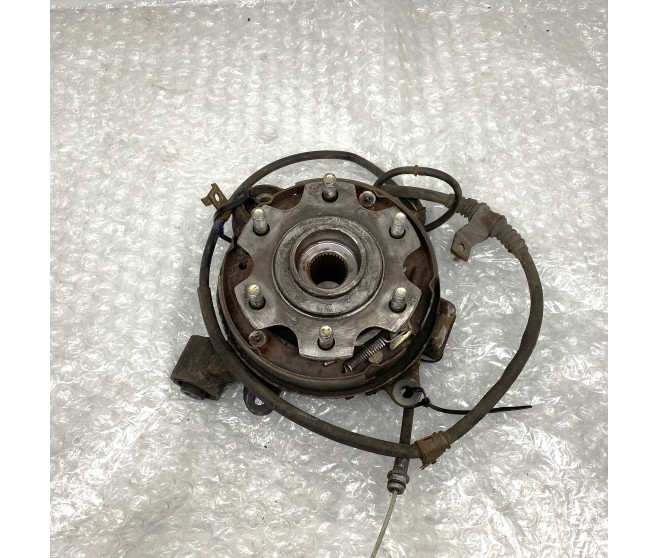HUB WITH KNUCKLE AND ABS SENSOR REAR LEFT FOR A MITSUBISHI GENERAL (EXPORT) - REAR AXLE