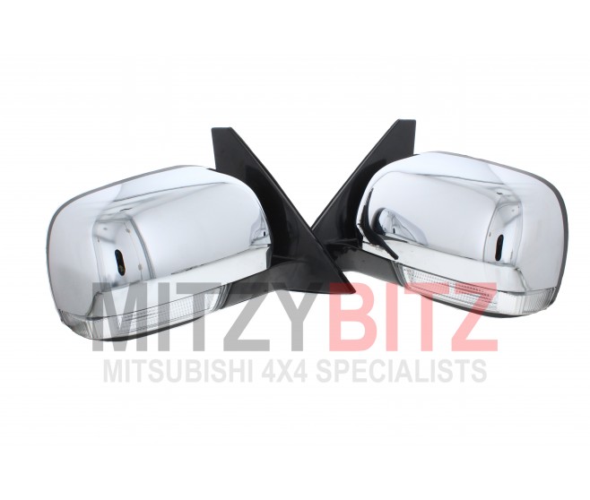 CHROME ELECTRIC WING MIRRORS WITH INDICATOR FOR A MITSUBISHI PAJERO - V97W