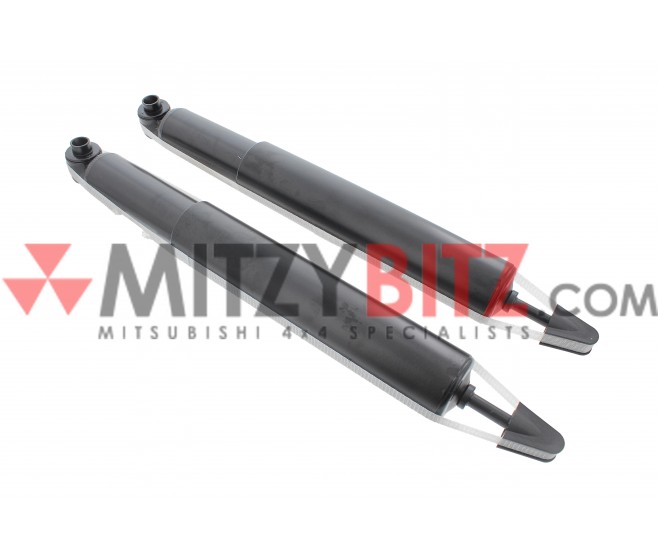 REAR SHOCK ABSORBERS DAMPERS FOR A MITSUBISHI PAJERO/MONTERO - V75W