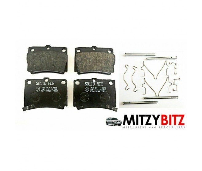 REAR BRAKE PADS FITTING PINS AND SPRING CLIPS KIT FOR A MITSUBISHI PAJERO/MONTERO SPORT - KR1W