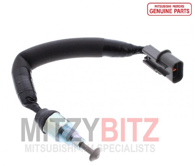 REAR DIFF LOCK POSITION SWITCH  FOR A MITSUBISHI V20,40# - REAR DIFF LOCK POSITION SWITCH 