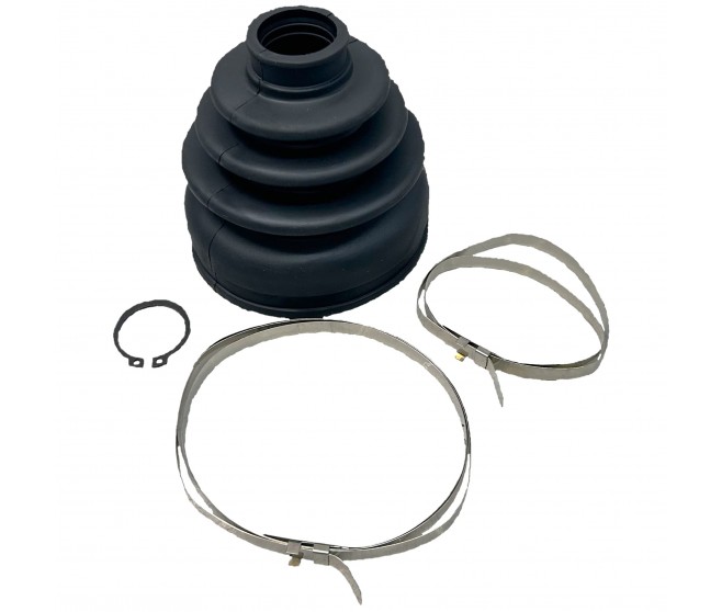 FRONT AXLE BOOT KIT FOR A MITSUBISHI OUTLANDER - CW6W