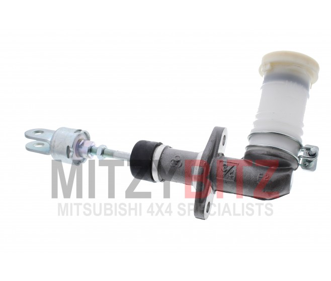 CLUTCH MASTER CYLINDER FLUID BOTTLE FOR A MITSUBISHI PAJERO/MONTERO - L049G