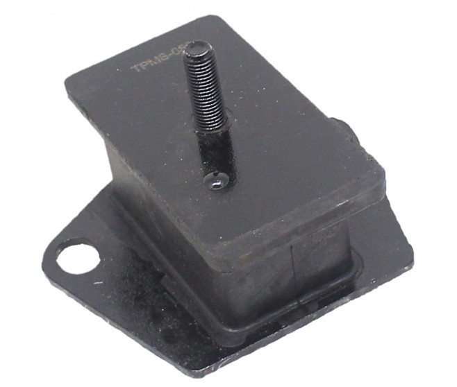 ENGINE MOUNTING CUSHION FOR A MITSUBISHI L200 - K74T