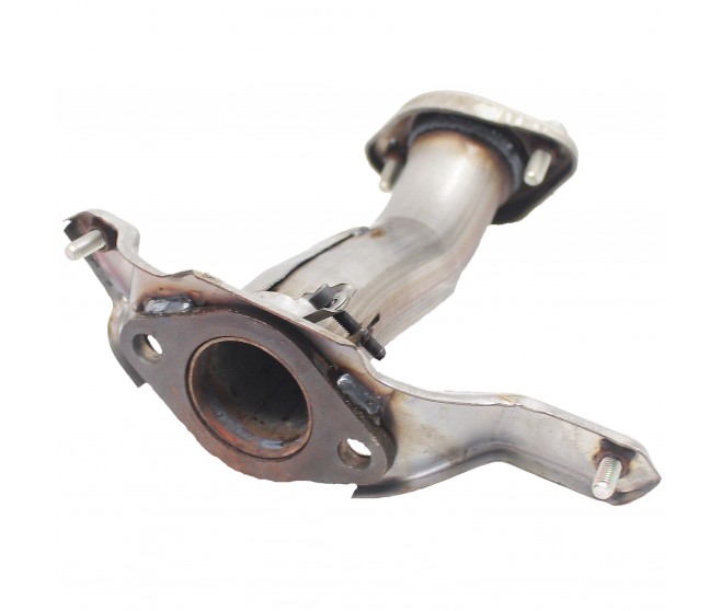 AFTER CAT CENTRE EXHAUST PIPE FOR A MITSUBISHI NATIVA - K94W