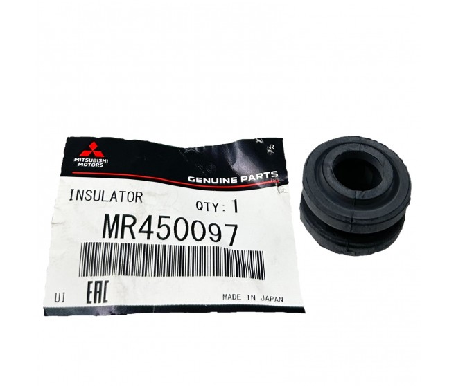 AIR CLEANER SUPPORT INSULATOR FOR A MITSUBISHI PAJERO/MONTERO - V98W