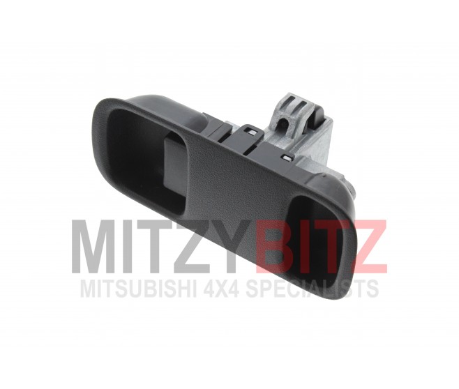 GLOVEBOX HANDLE LOCK LATCH CATCH FOR A MITSUBISHI V70# - I/PANEL & RELATED PARTS