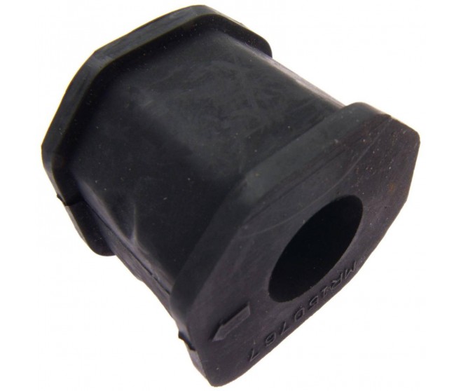 FRONT OUTER ANTI ROLL BAR BUSH FOR A MITSUBISHI L200 - K77T
