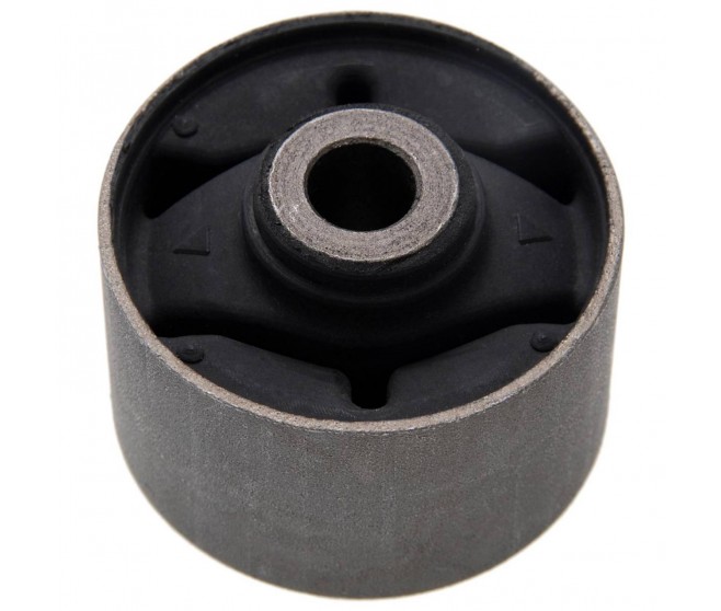 DIFFERENTIAL MOUNT BUSHING RIGHT FOR A MITSUBISHI GENERAL (EXPORT) - REAR SUSPENSION