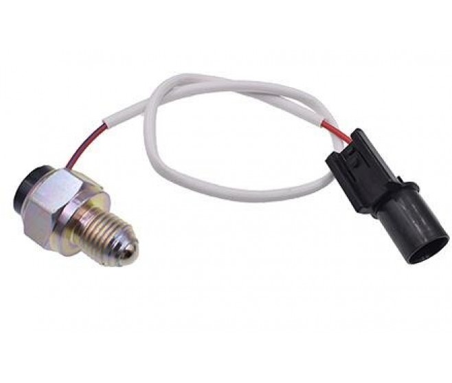 GEARSHIFT LAMP SWITCH T/F 4WD FOR A MITSUBISHI UK & EUROPE - TRANSFER