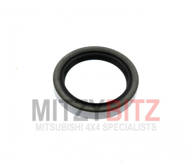 AXLE SHAFT OUTER SEAL REAR FOR A MITSUBISHI DELICA STAR WAGON/VAN - P25W