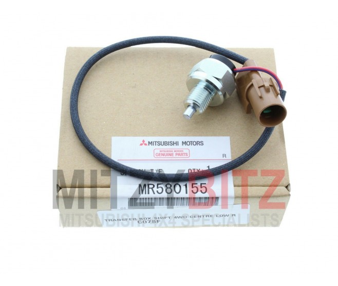 4WD CENTRE LOW RANGE POSITION SWITCH FOR A MITSUBISHI PAJERO - V75W
