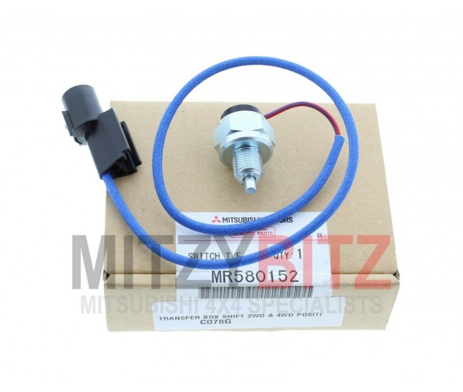 GENUINE 2WD AND 4WD POSITION SWITCH SENSOR  FOR A MITSUBISHI PAJERO - V73W