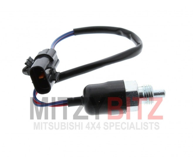 REVERSE BACKUP LAMP LIGHT SWITCH SENSOR FOR A MITSUBISHI V10-40# - M/T GEARSHIFT CONTROL