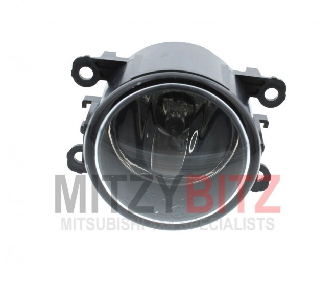 FRONT FOG LAMP FOR A MITSUBISHI OUTLANDER - CW6W