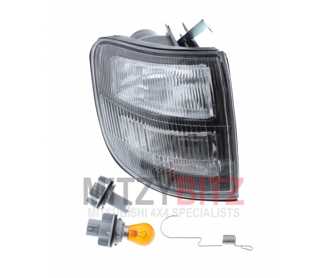 FRONT RIGHT INDICATOR SIDE LAMP FOR A MITSUBISHI V20,40# - FRONT EXTERIOR LAMP