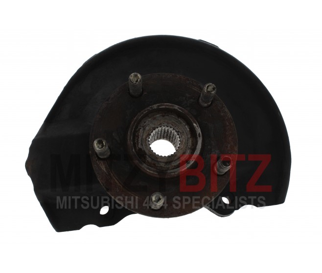 FRONT RIGHT HUB AND KNUCKLE FOR A MITSUBISHI BRAKE - 