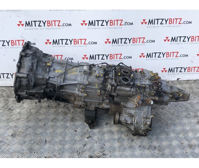 MANUAL GEARBOX WITH TRANSFER 4WD BOX FOR A MITSUBISHI V20-50# - MANUAL TRANSMISSION ASSY