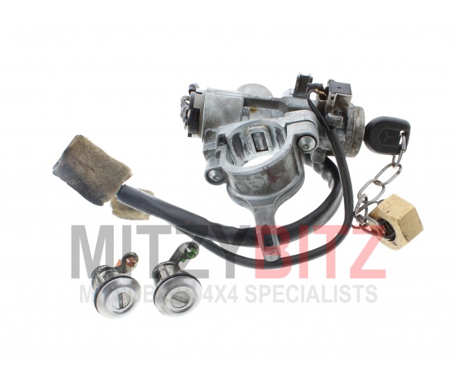 IGNITION BARREL WITH CASTING, KEY AND 2 DOOR LOCKS FOR A MITSUBISHI BODY - 
